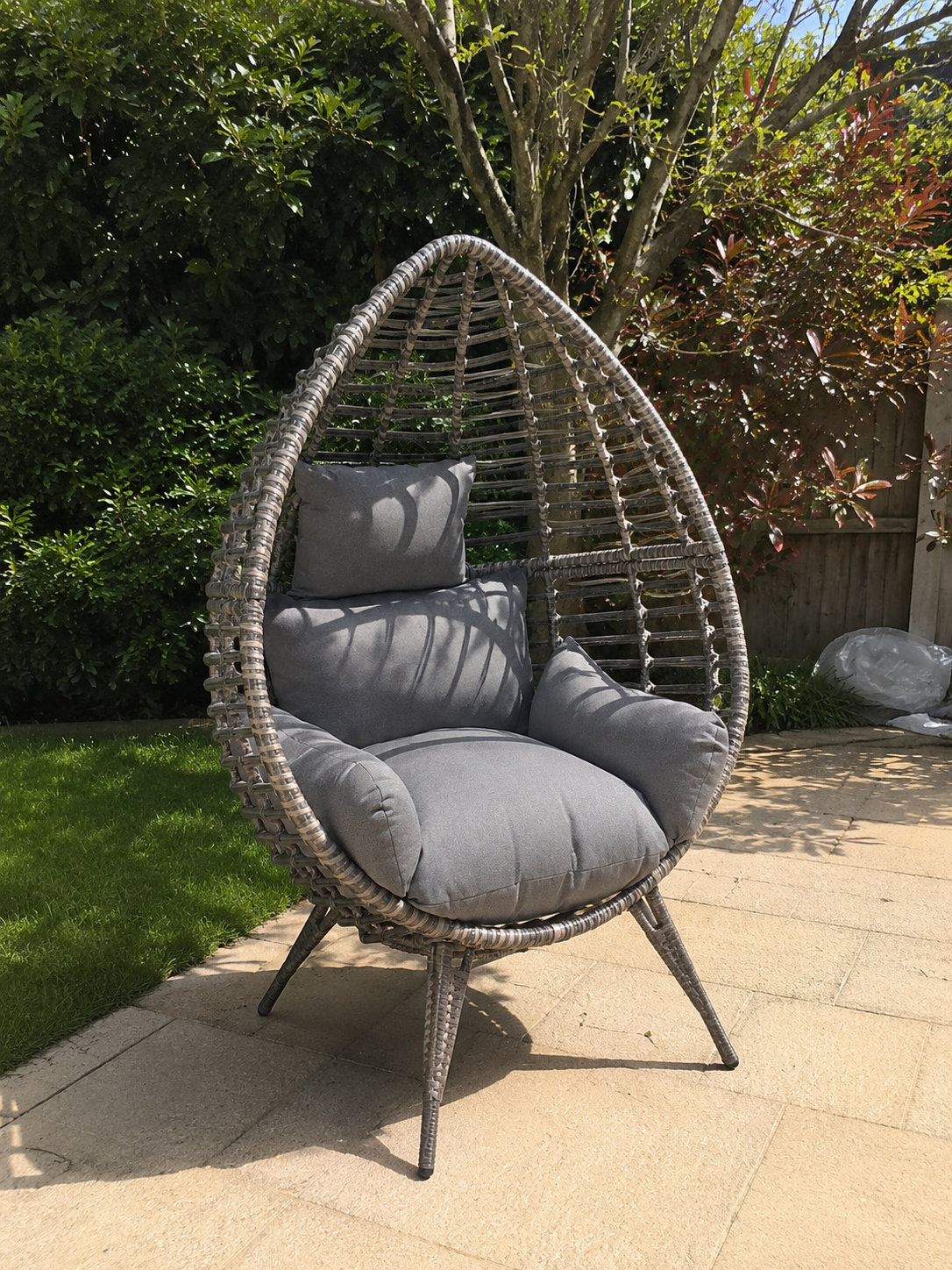 Teardop PE Wicker Rattan Chair w/ Thick Cushions 4 Legs Outdoor Seat Egg Garden