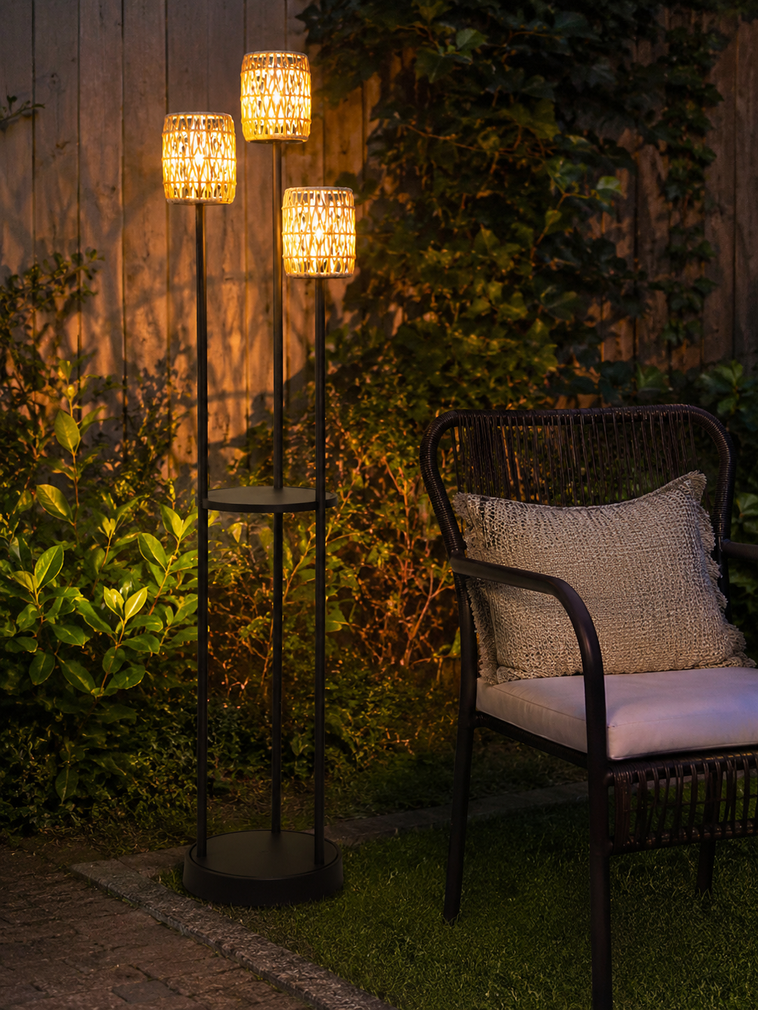 Boho Rattan Floor Lamp, 3-Lights Rattan Lamp with Shelf, Freestanding Solar Garden Light with Auto On/Off Lights, IP44 Waterproof for Porch, Pathway, Terrace, Yellow